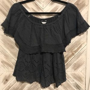 American Eagle off the shoulder shirt
